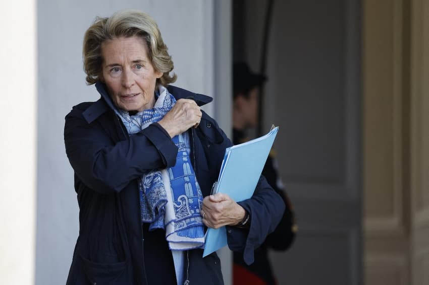 Why a French minister's Paris apartment led to her quitting the government