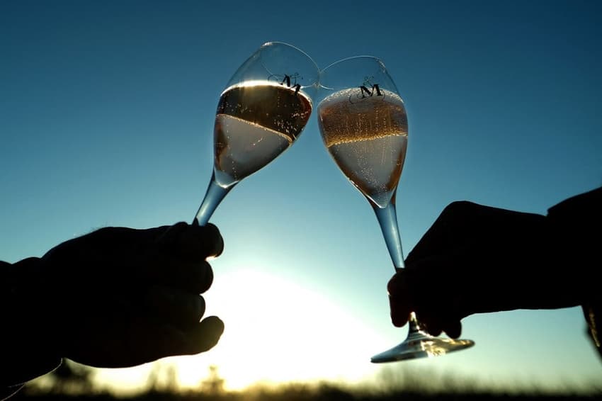 Pröschtli! 5 things to know about proposing a toast in Switzerland