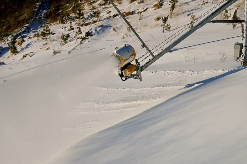 Environmental activists vandalise snow machines in French ski resorts