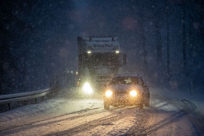 EXPLAINED: The fines drivers in Germany need to know about in winter