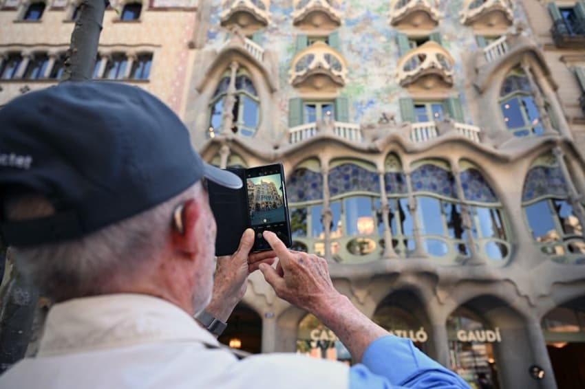 How Spain is 'spying' on foreign phone signals to count tourists