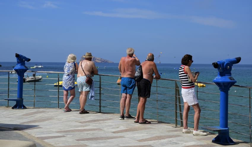 From freezing to frazzling in just days: Spain to get 30C in March