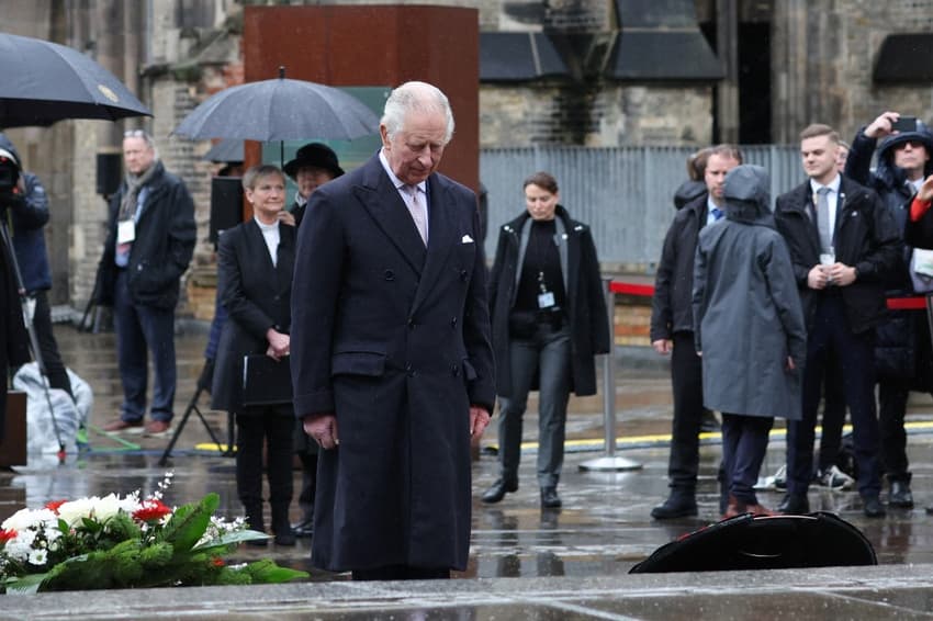 Charles III lays wreath for WWII bombing victims in Hamburg