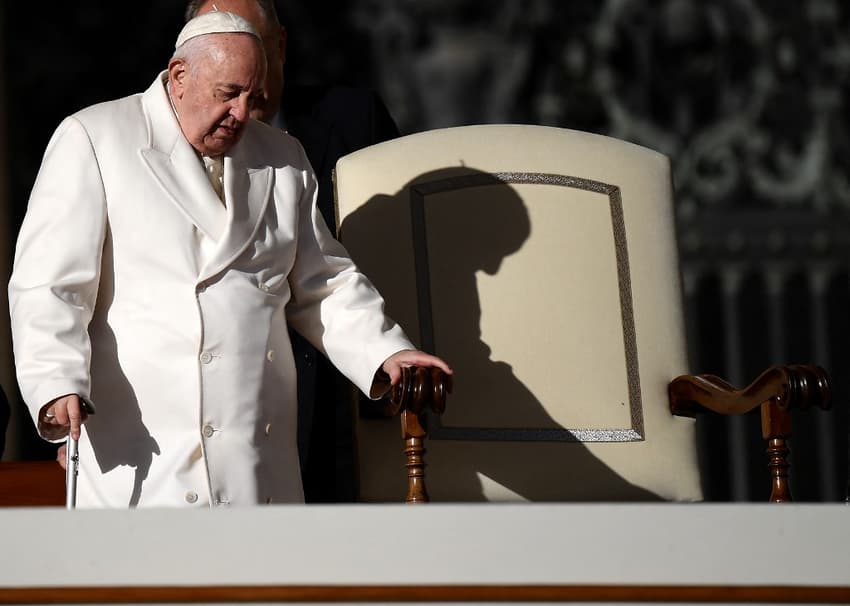Pope to spend 'a few nights' in hospital with breathing difficulties