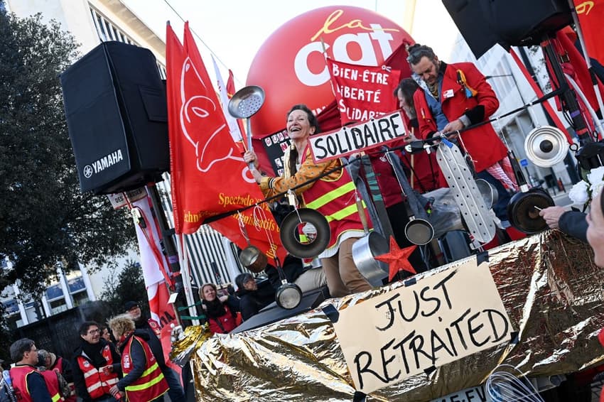 Airport blockades and train cancellations: What's happening in Thursday's French strike?