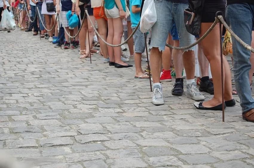 'It's just their way': Why don't the Swiss like to queue?