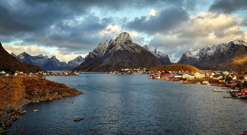 Norwegian tourist hotspot Lofoten introduces new parking rules