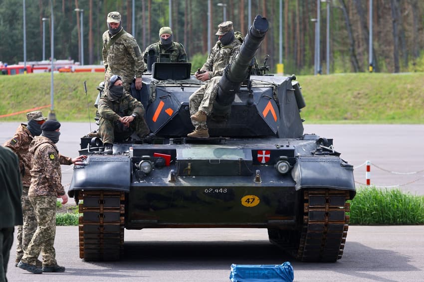 Denmark says first Leopard 1 tanks have arrived in Ukraine