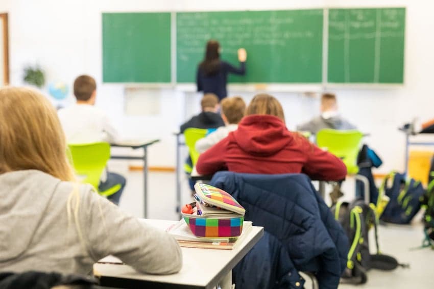 Germany's parent council wants school ban on 'sloppy and inappropriate clothing'