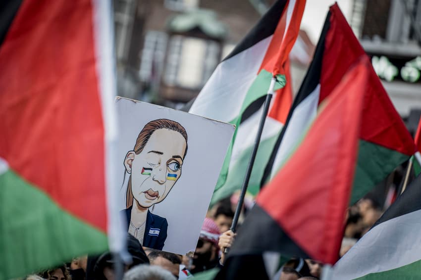 Thousands attend Copenhagen demonstration in support of Palestinian civilians