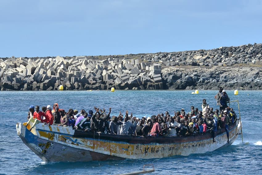 More than 1,400 African migrants reach Spain's Canaries in one weekend
