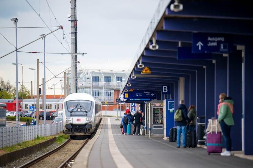 Deutsche Bahn to get rid of bistros in German Intercity trains