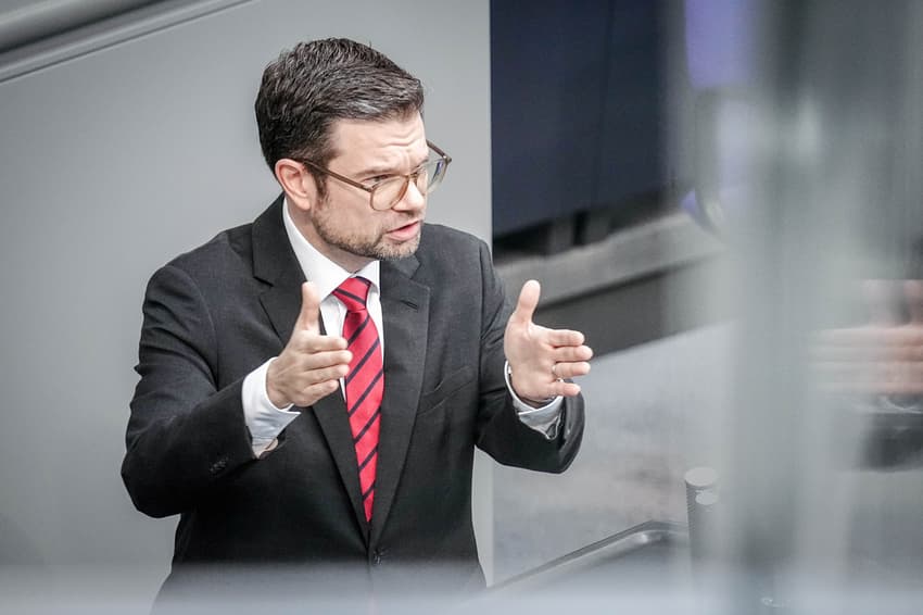 German Justice Minister calls to ban 'antisemites' from becoming citizens