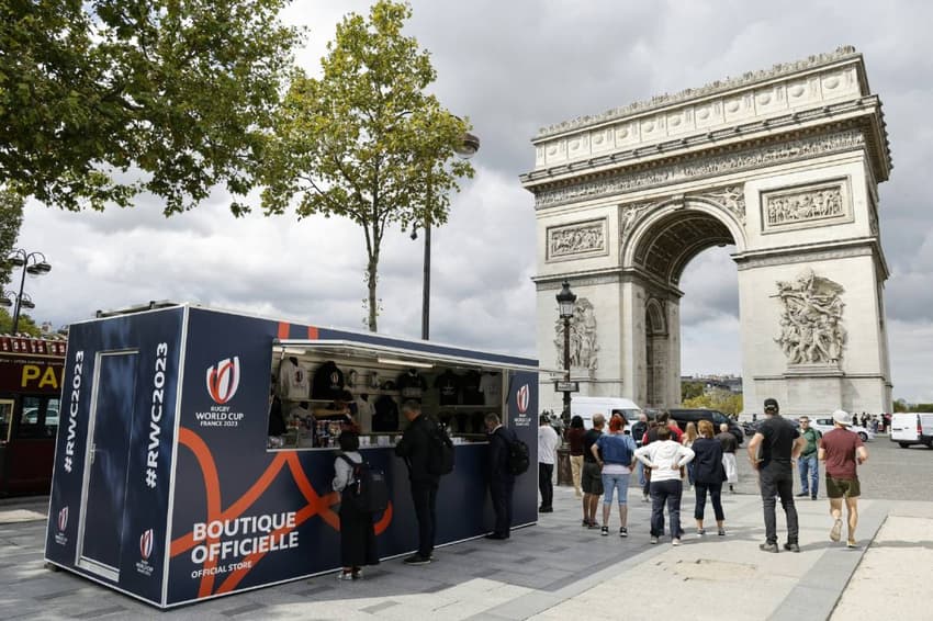 Paris: Arc de Triomphe monument closes after staff walkout