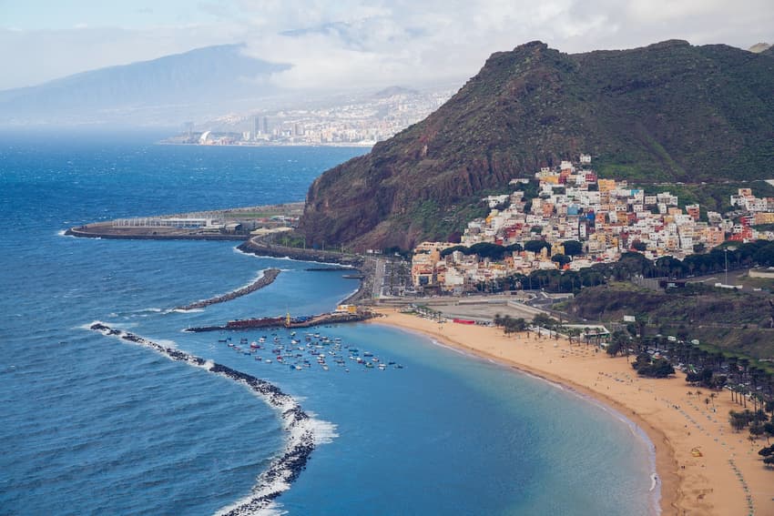 Spain's Canaries consider limiting short-term holiday lets