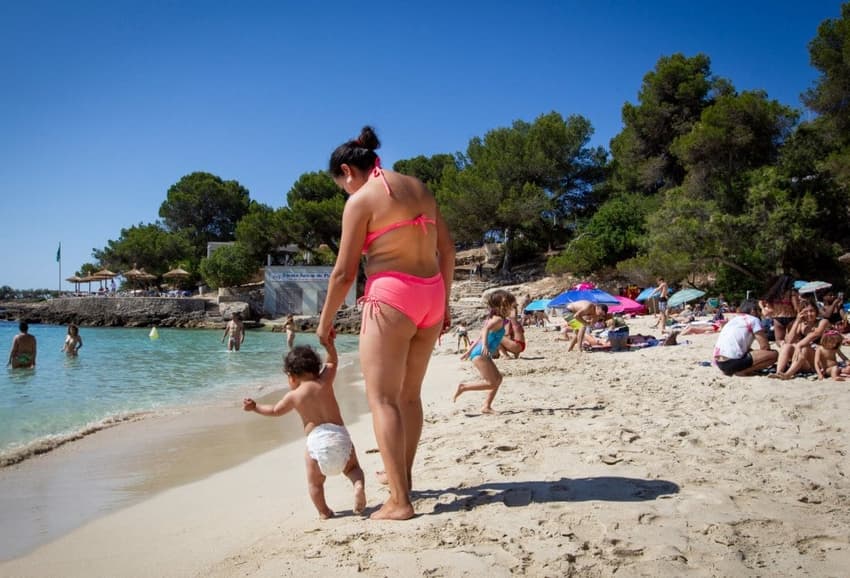 More babies born to unmarried parents than ever in Spain