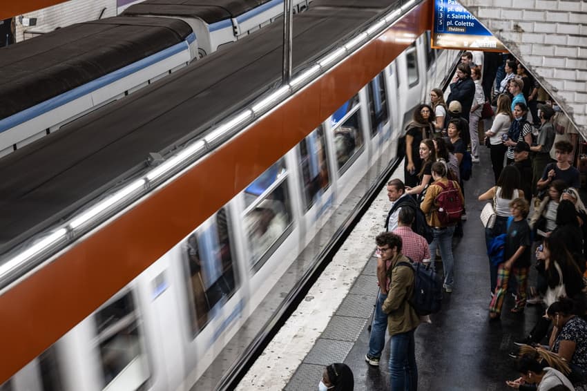 France arrests eight minors over anti-Semitic Metro chants
