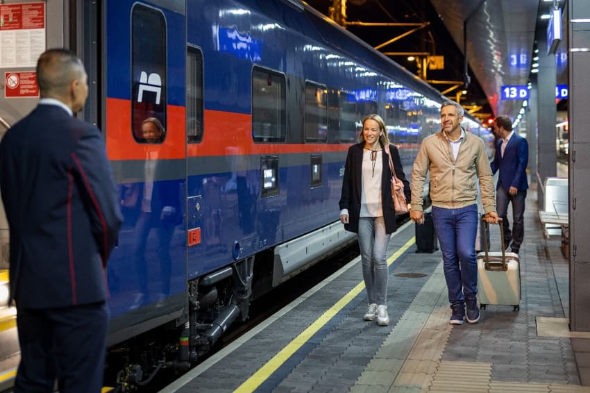 New German night trains judged 'a catastrophe for booking and too expensive'