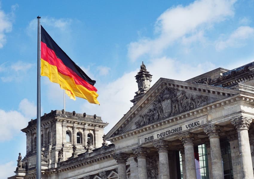 Should you apply for German citizenship before or after the new law comes in?