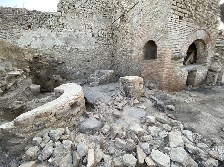 Archaeologists discover 'prison bakery' in ancient Pompeii