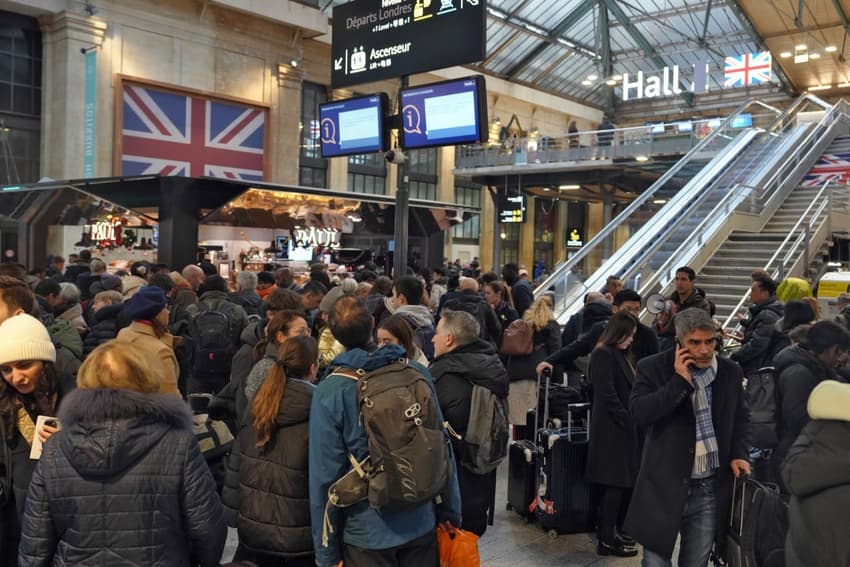 LATEST: Eurostar cancels Saturday services due to flooding in UK
