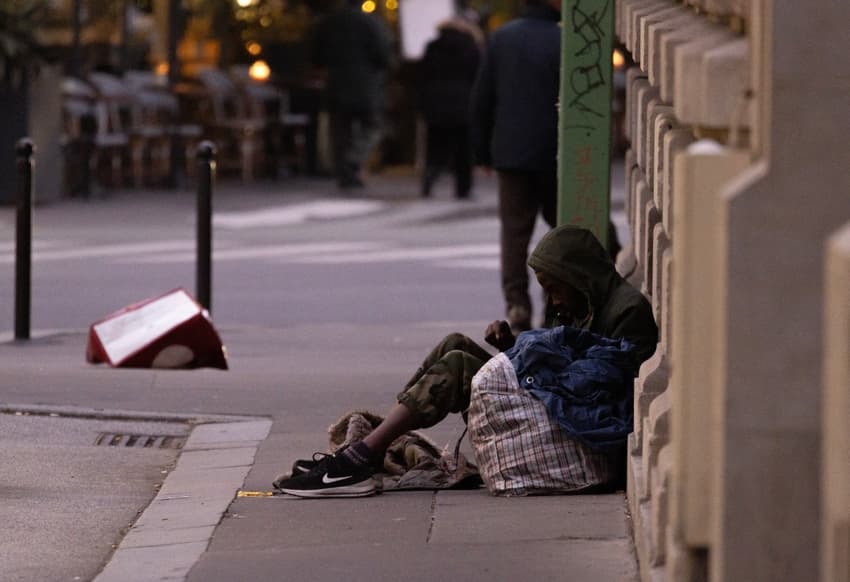 French rights body to probe Paris homeless clean-up before Olympics