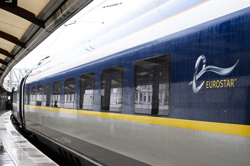 Man killed by electric shock atop Eurostar train at Paris station