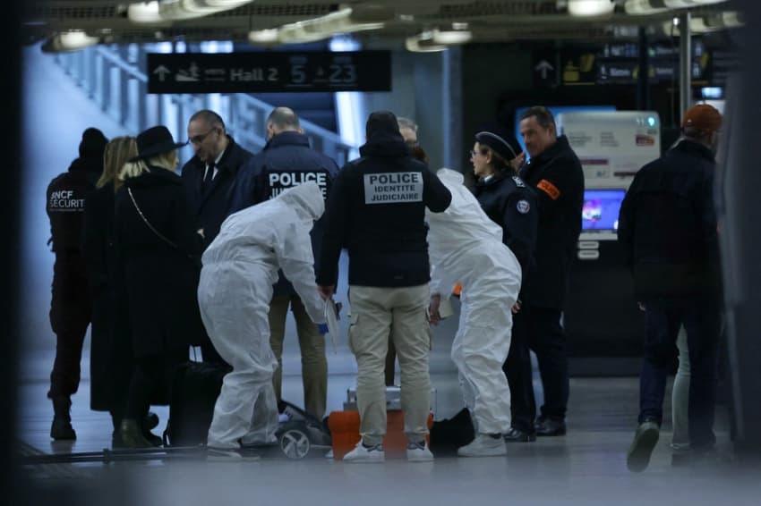 Knife attacker wounds three at major Paris train station