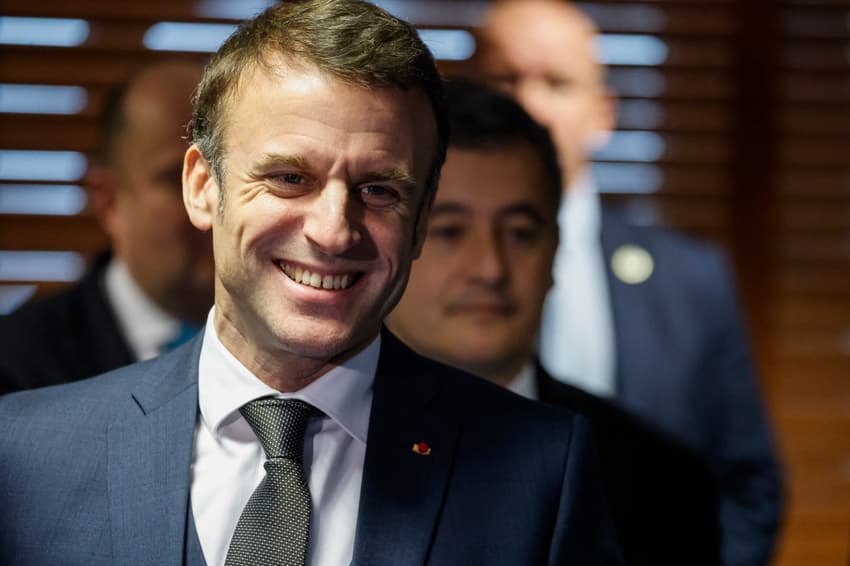 'Totally normal' to speak to the far right, insists Macron