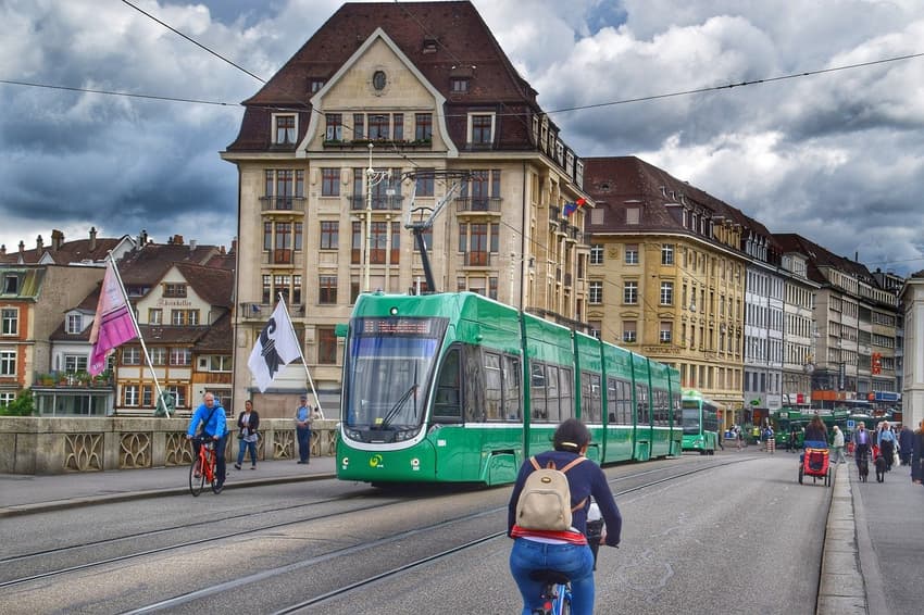 'There are no cycle paths': How Zurich could improve safety for cyclists?