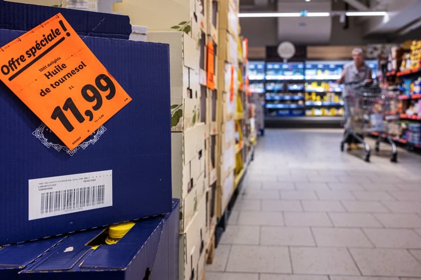 France bans 'super promotion' offers in supermarkets