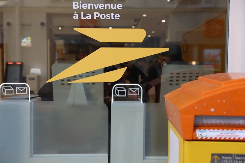 14 things you can do at a French post office (apart from post letters)