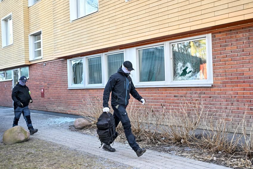 Loud bangs heard as Swedish police arrest four over suspected terror plot