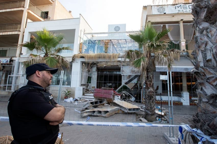 IN IMAGES: 'Excessive weight' may have caused Mallorca restaurant collapse