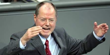 Steinbrück warns against 'growth bubble'