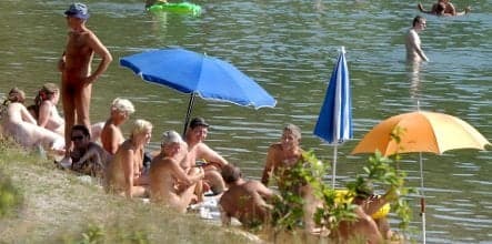 Signs ease German-Polish nude bathing war