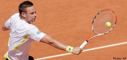 Söderling cruises into French Open semi final
