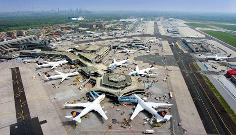 Frankfurt airport expansion approved