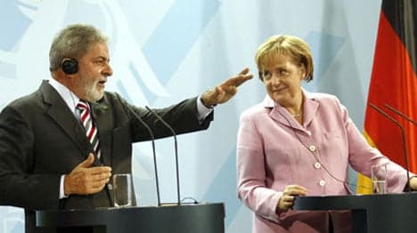 Merkel expecting major climate change effort at Copenhagen talks