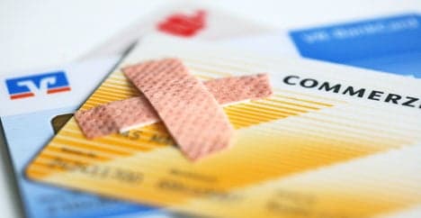 Bank card bug turns Germans back to cash