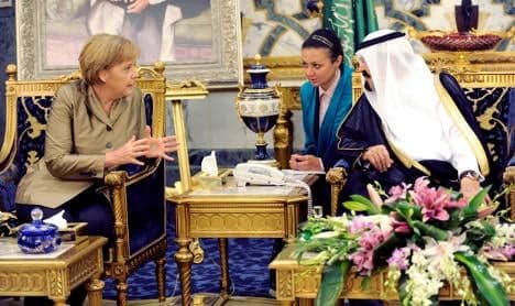 Merkel in Saudi Arabia for talks on Gulf tour