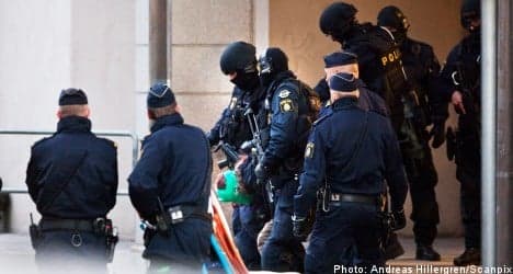 Man held in Malmö after toddler hostage drama