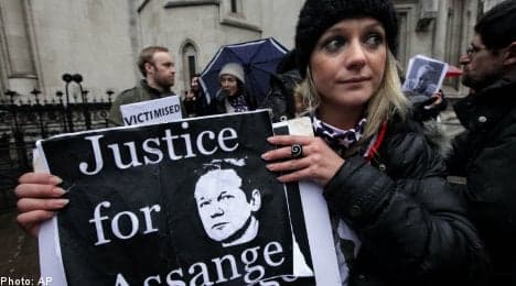 Assange granted bail as court rejects appeal