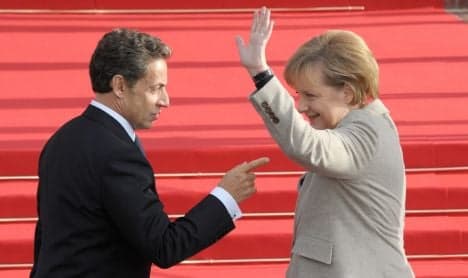 Merkel to meet Sarkozy on Greek crisis