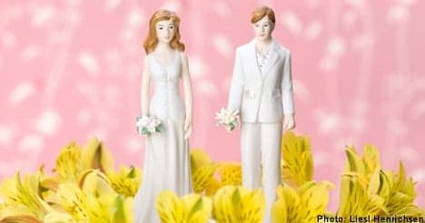 Swedish lesbians more keen to wed: study