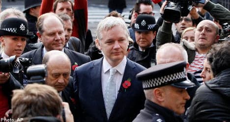 UK court greenlights Assange extradition