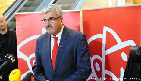 Juholt resigns as Social Democrat leader