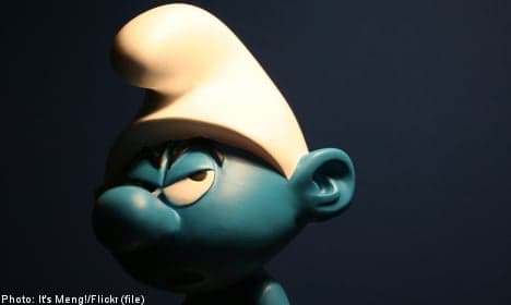 Mum to son: Smurfs and UFOs are real