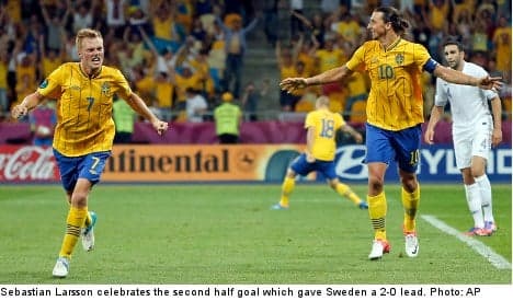 Sweden saves face with win over France