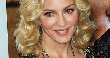 Madonna lashes out at Paris concert 'thugs'
